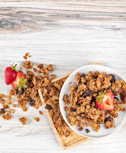BeWell Homemade Cinnamon Raisin Granola